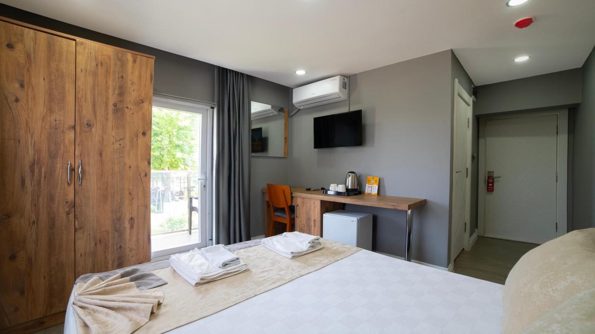 La Cactus Boutique Hotel Antalya Exterior photo